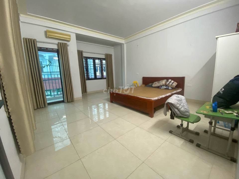 Nhà mới 3 tầng kinh doanh TT Mê Linh, 7.x tỷ