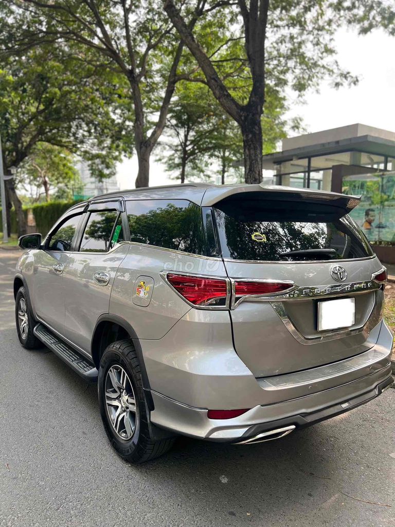 Toyota Fortuner 2019 2.7V 4x2 AT - 100000 km. Mua bán Ô tô tại Quận Tân Phú Tp Hồ Chí Minh được đăng bởi Huỳnh Thành hình 3