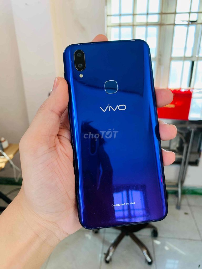 Vivo V11i 128GB Xanh. Mua bán Điện thoại tại Quận Hải Châu Đà Nẵng được đăng bởi Lộc Roy hình 1