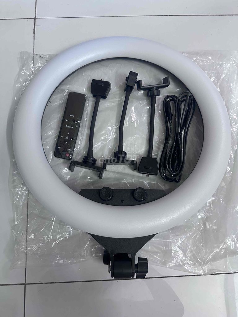 Đèn livestream ZB-F348 Mới nguyên. Mua bán Đèn tại Quận 11 Tp Hồ Chí Minh được đăng bởi Nguyen Ngan hình 1