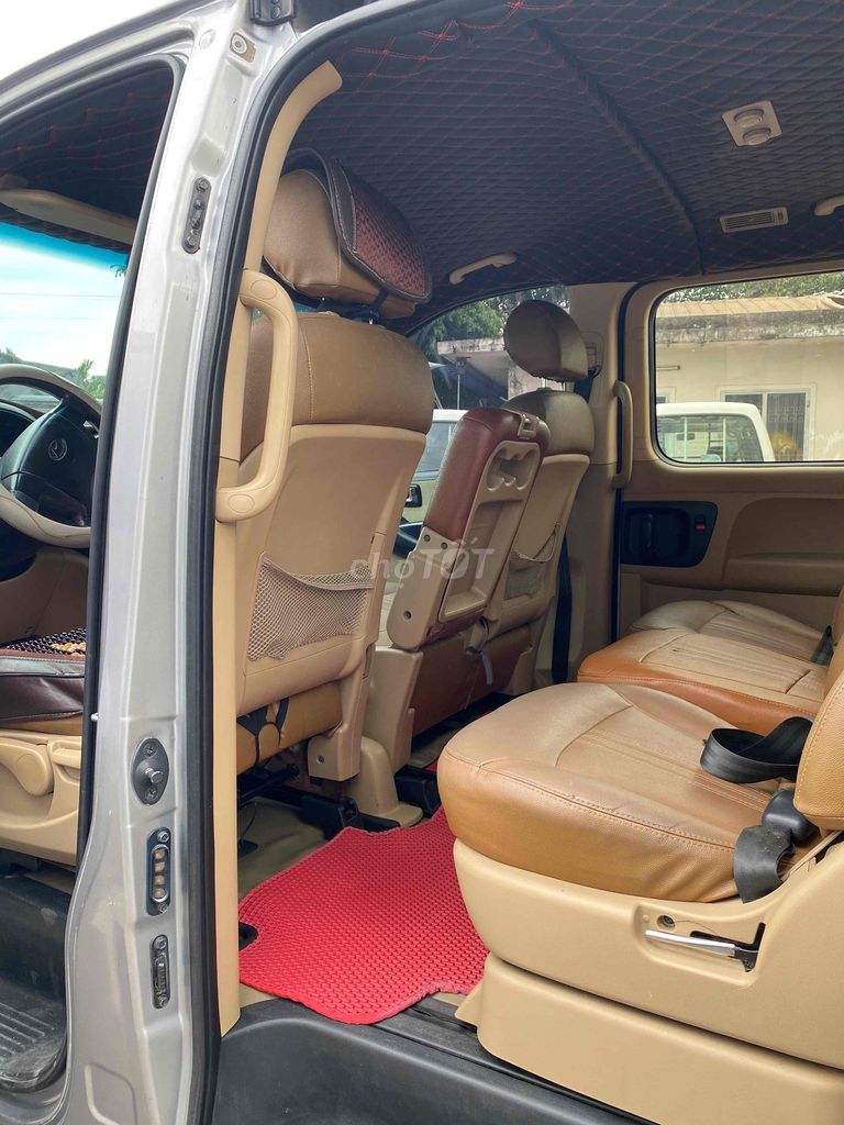 Hyundai Grand Starex 2013- 177000 km  9 chỗ dầu. Mua bán Ô tô tại Quận Bình Tân Tp Hồ Chí Minh được đăng bởi Trinh tp hcm hình 20