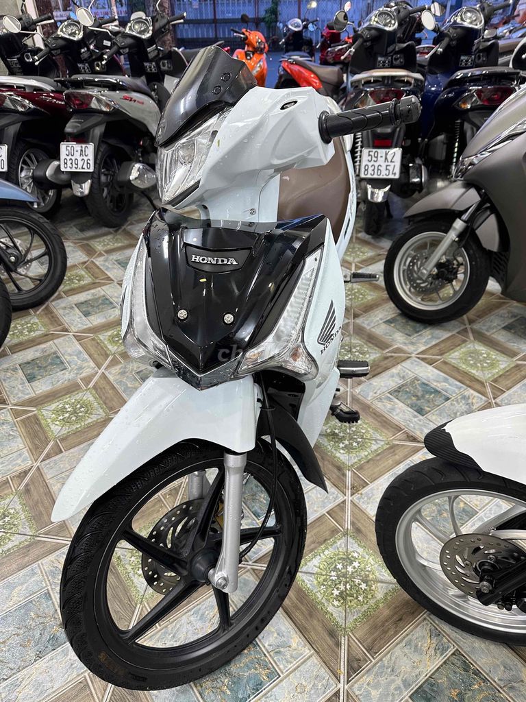 Future Led có sẵn khoá smackey. Mua bán Xe máy tại Quận Bình Tân Tp Hồ Chí Minh được đăng bởi Cửa hàng xe Đức Mạnh hình 1