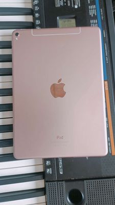 Ipad pro 9.7 4g+wifi. Mua bán Máy tính bảng tại Huyện Hải Hậu Nam Định được đăng bởi Anh Nguyễn
