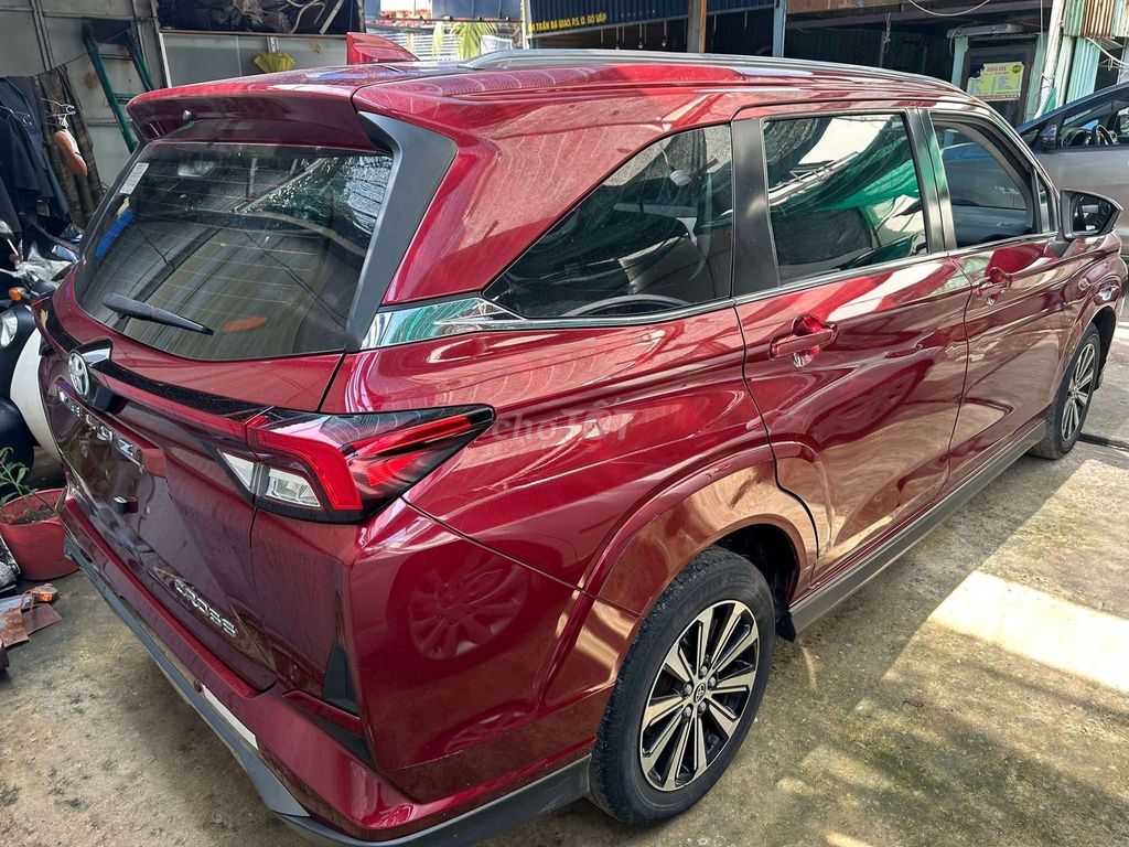 Toyota Veloz 2023 màu Đỏ. Mua bán Ô tô tại Quận Gò Vấp Tp Hồ Chí Minh được đăng bởi Cường Lã Auto hình 3