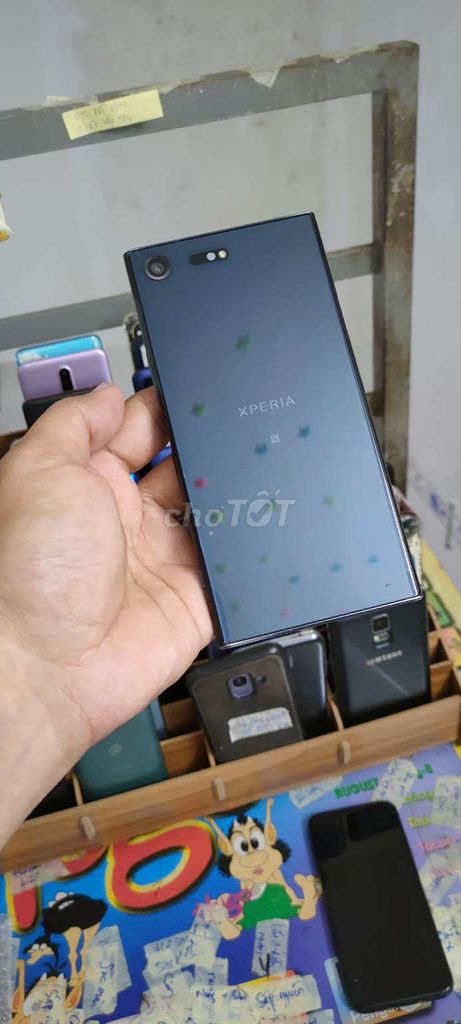 Sony xz premium, ram 4gb, 64gb. Mua bán Điện thoại tại Quận Gò Vấp Tp Hồ Chí Minh được đăng bởi A LONG   nhận thanh toán THẺ TÍN DỤNG hình 1