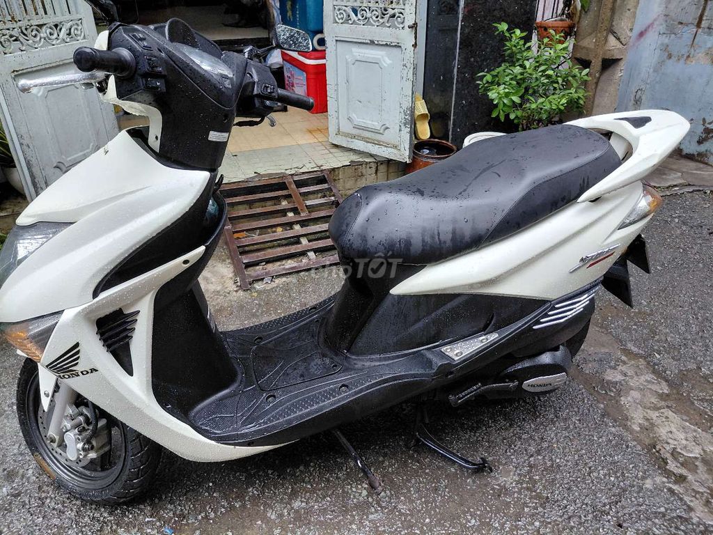 Honda Spacy 125 импортная белая