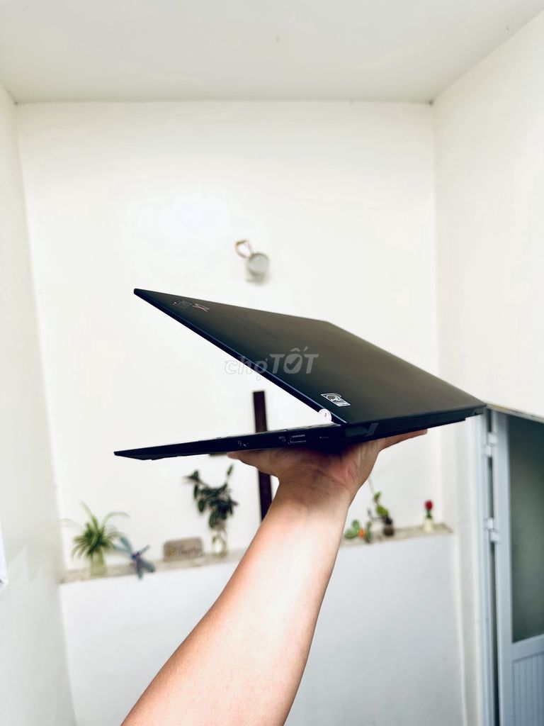 Thinkpad X1 Carbon Gen 9 i7/16GB/512GB. Mua bán Laptop tại Quận Hồng Bàng Hải Phòng được đăng bởi Trần Mạnh Cường hình 1