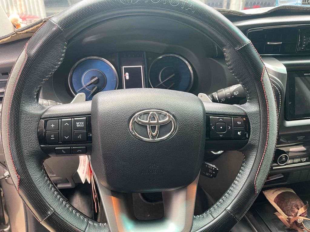 Toyota Fortuner 2.4AT 2020. Mua bán Ô tô tại Quận Tân Phú Tp Hồ Chí Minh được đăng bởi Lê Tấn Dũ hình 5