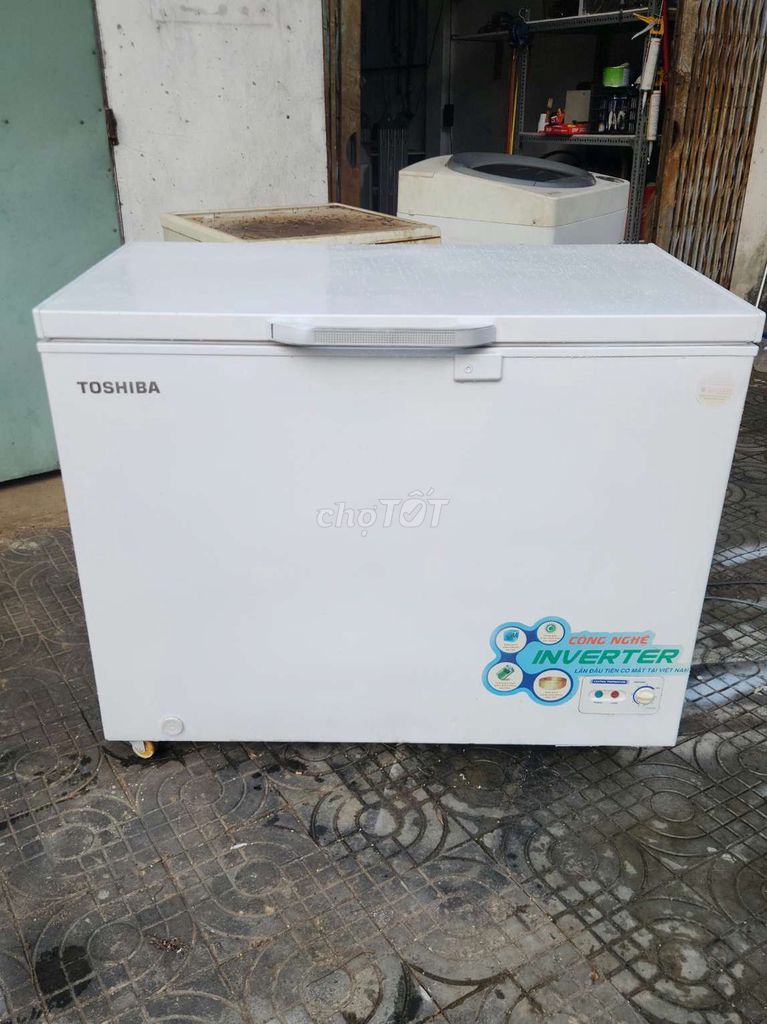 Tủ đông toshiba 290 lít. Mua bán Tủ lạnh tại Quận Liên Chiểu Đà Nẵng được đăng bởi Điện lạnh Vân Phong hình 1