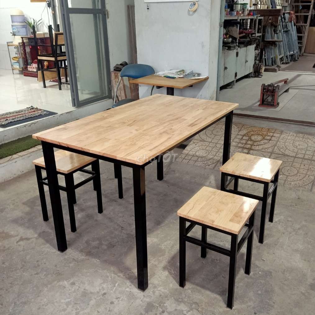 Bộ bàn ghế ăn gỗ cao su 4 ghế. Mua bán Bàn ghế tại Quận Ninh Kiều Cần Thơ được đăng bởi Nội Thất Tuấn Nguyễn hình 1