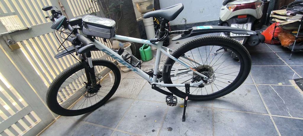 Xe đạp thể thao GIANT ATX-860 Xanh da trời. Mua bán Xe đạp tại Quận Hà Đông Hà Nội được đăng bởi Trần Thường hình 2