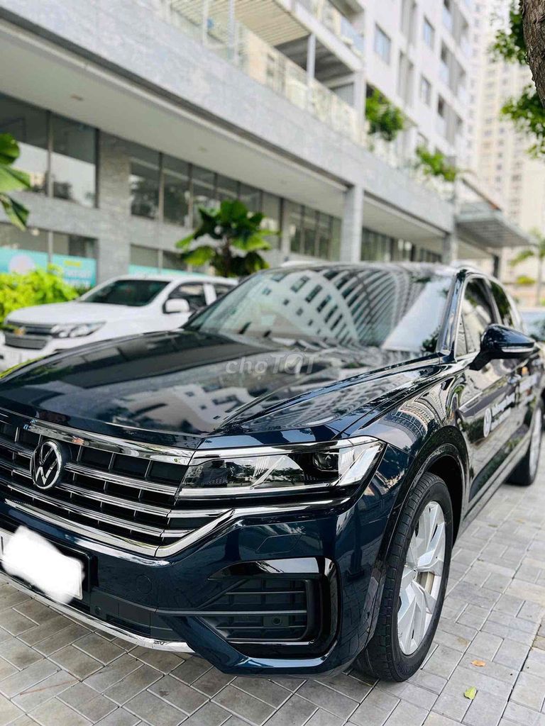 Volkswagen Touareg Luxury full 2023 , hoá đơn full. Mua bán Ô tô tại Quận 7 Tp Hồ Chí Minh được đăng bởi Phong GT Car hình 2