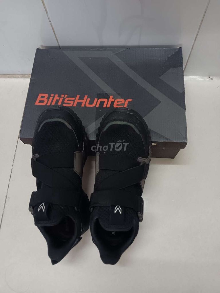 Bitis Hunter X size 39