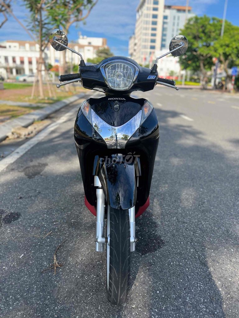 Cần bán Sh Mode 2015. Mua bán Xe máy tại Quận Thanh Khê Đà Nẵng được đăng bởi  Quang xe máy hình 1