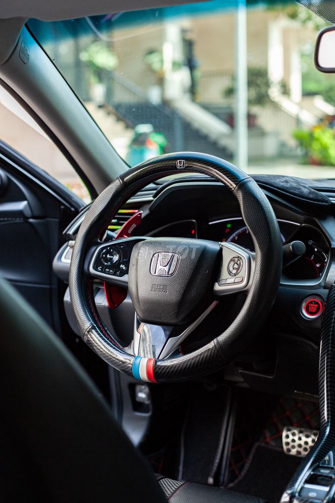 Honda Civic 2019 RS 50.000 km. Mua bán Ô tô tại Thành phố Thủ Đức Tp Hồ Chí Minh được đăng bởi H2T Auto hình 10