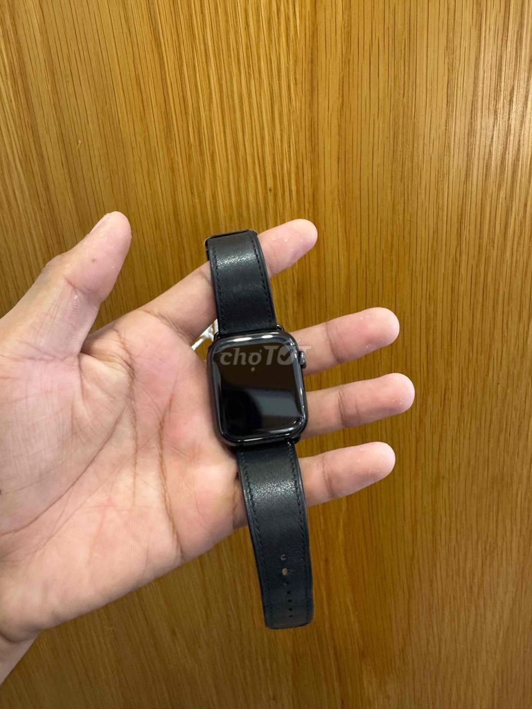 Apple Watch Series 7 Đen Thép Đã qua sử dụng. Mua bán Thiết bị đeo thông minh tại Quận Ninh Kiều Cần Thơ được đăng bởi Minh Phát hình 1