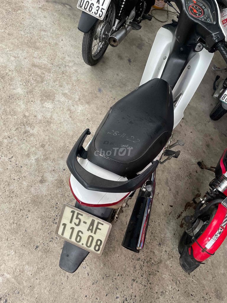 Honda Wave A 50cc 2021 белый черный ротанг