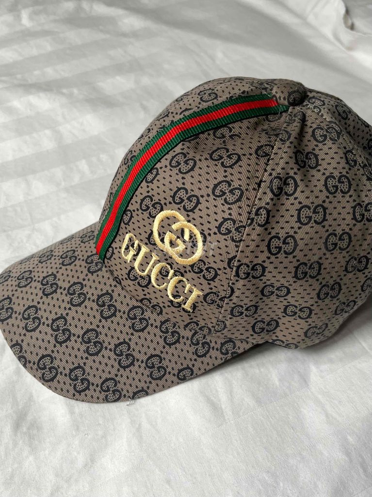 Mũ Gucci