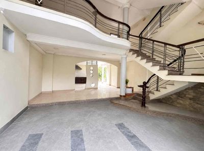 🏢 NGANG 7M - NGUYÊN CĂN 3 LẦU HẺM XE HƠI NƠ TRANG LONG