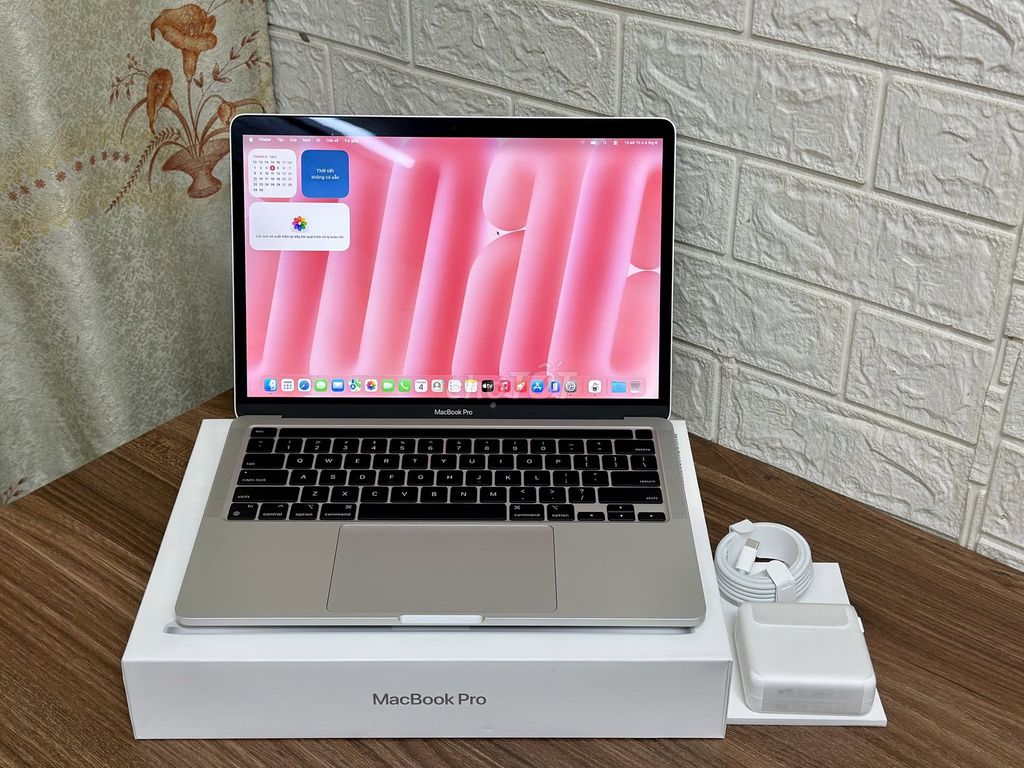 Apple MacBook Pro M2 13 inch 16GB/512GB Bạc Đã sử dụng. Mua bán Laptop tại Quận Ba Đình Hà Nội được đăng bởi Hội Đồ Điện Tử hình 1