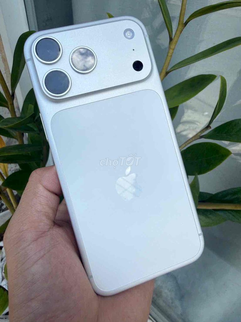 Apple iPhone 17 Pro Max 512GB Trắng Mới. Mua bán Điện thoại tại Thành phố Biên Hòa Đồng Nai được đăng bởi Hùng Phi hình 1