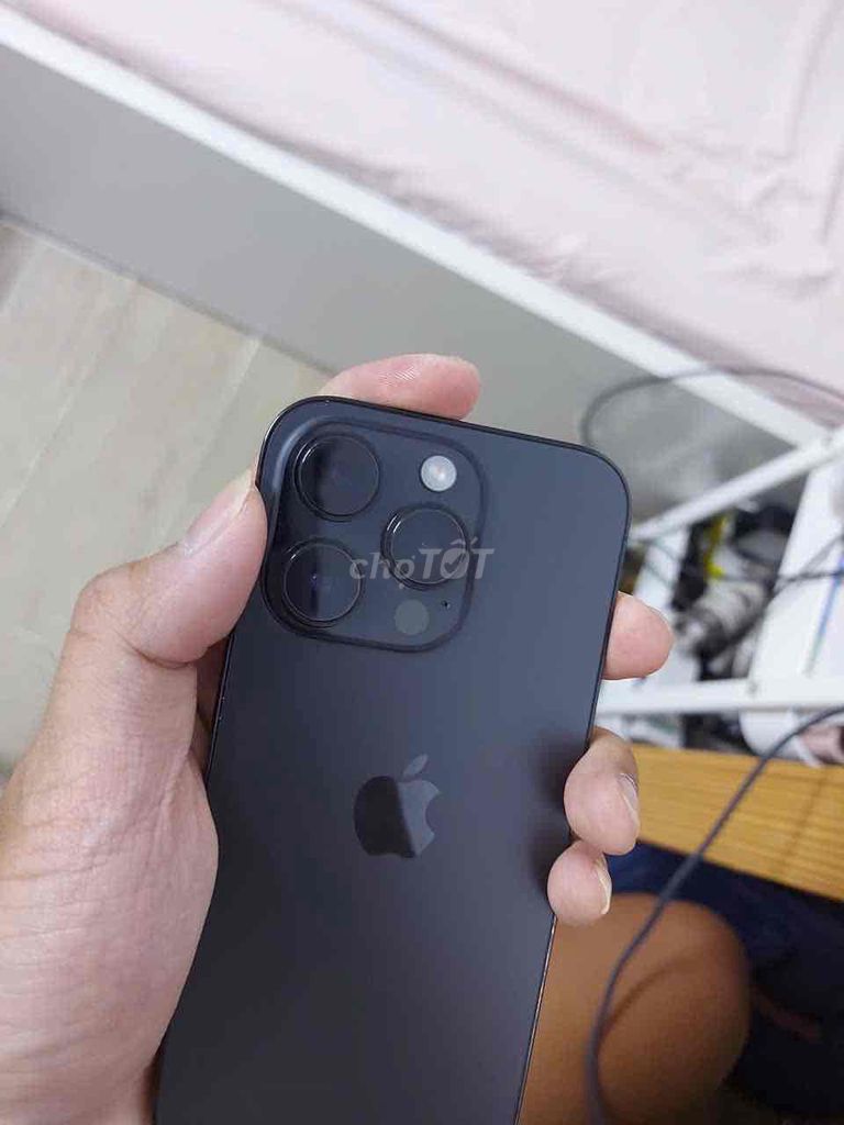 Apple iPhone 14 Pro 128G esim. Mua bán Điện thoại tại Quận Đống Đa Hà Nội được đăng bởi Phạm Thành hình 1