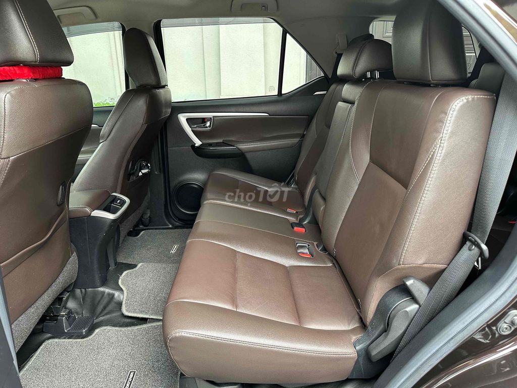 Toyota Fortuner 2018 2.4G 4x2 AT - 60000 km. Mua bán Ô tô tại Quận 12 Tp Hồ Chí Minh được đăng bởi F2Auto hình 8