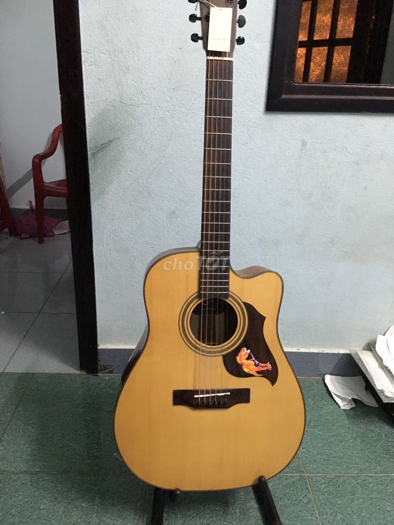 0934953620 - Guitar B2 bolero Văn Anh còn bảo hành hơn 1 năm