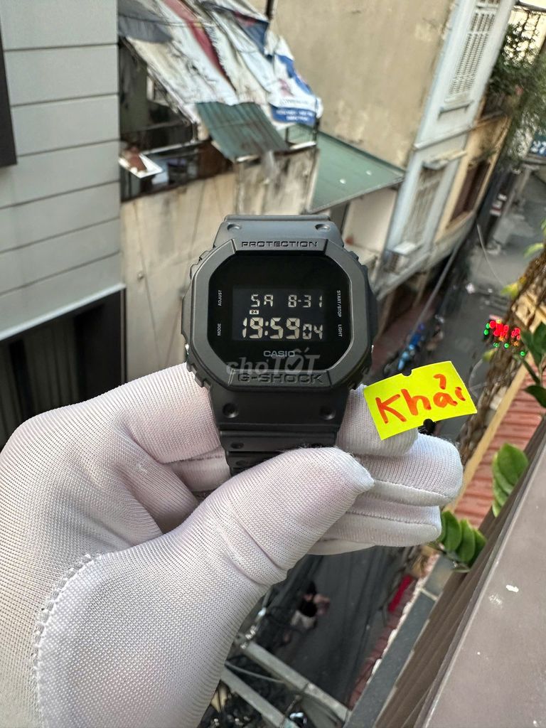 Casio G-shock DW-5600UBB-1, New, Fullbox