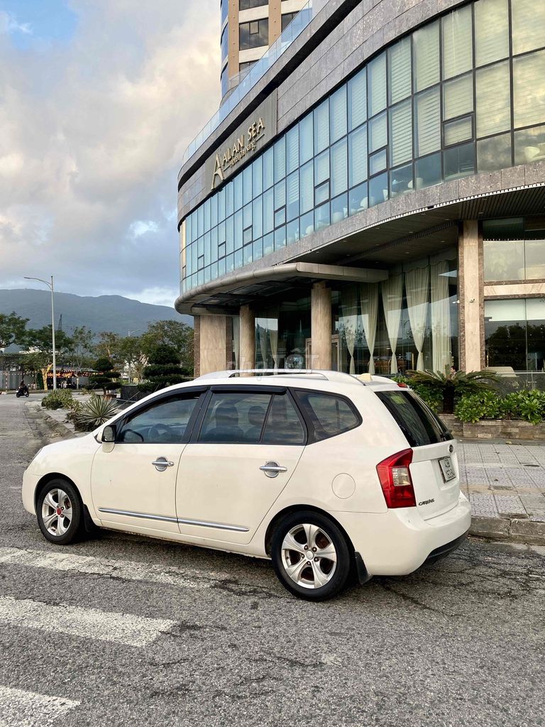 Kia Carens 2015 S số sàn gia đình. Mua bán Ô tô tại Quận Thanh Khê Đà Nẵng được đăng bởi Nhã Uyên hình 4