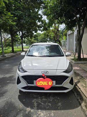 Hyundai Grand i10 Trắng Số tự động 5 chỗ
