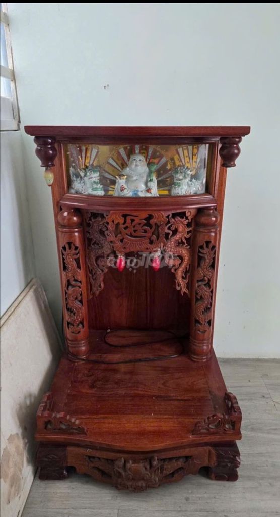 Bàn thờ Thần Tài Gỗ tự nhiên Nâu đỏ. Mua bán Nội thất, đồ gia dụng khác tại Quận Bình Thạnh Tp Hồ Chí Minh được đăng bởi Hồng Quân Trần hình 1