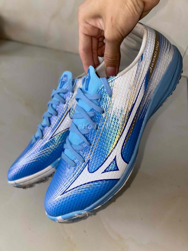 Giày đá bóng Mizuno Alpha III Xanh Ngọc. Mua bán Đồ thể thao, Dã ngoại tại Quận Thanh Khê Đà Nẵng được đăng bởi Huân  hình 1