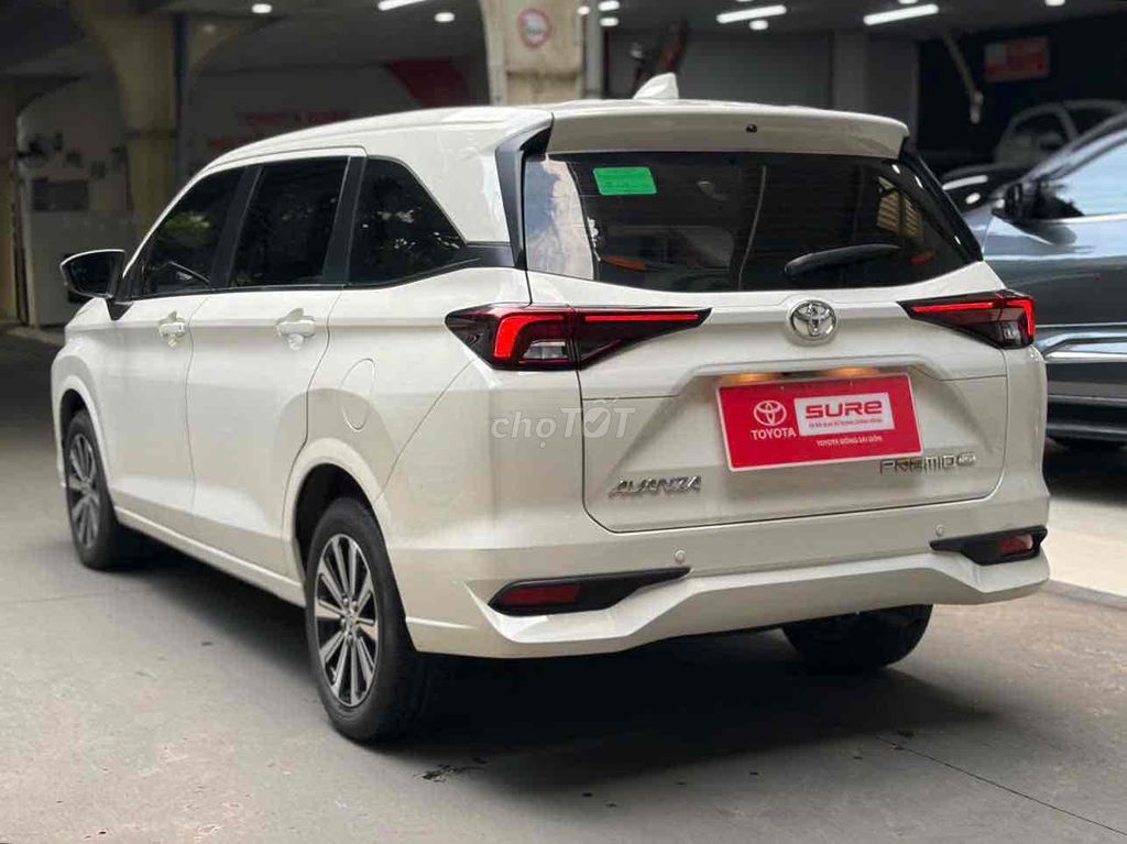 Toyota Avanza автомат 2024