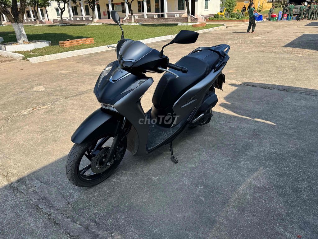 cần bán xe SH nguyên bản,chưa thay thế,nguyên zin. Mua bán Xe máy tại Thành phố Tam Điệp Ninh Bình được đăng bởi Bụng Phệ Iu Angel hình 1