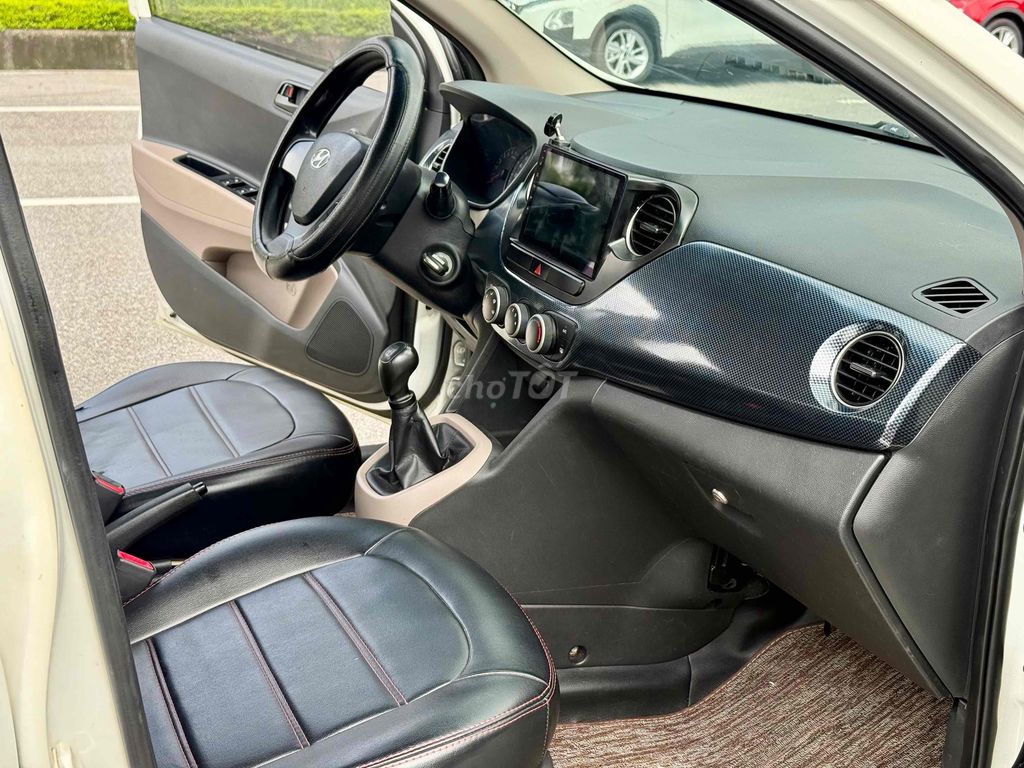 Hyundai Grand i10 2018 Sedan 1.2 MT - 129000 km. Mua bán Ô tô tại Quận Long Biên Hà Nội được đăng bởi Thế Anh hình 11