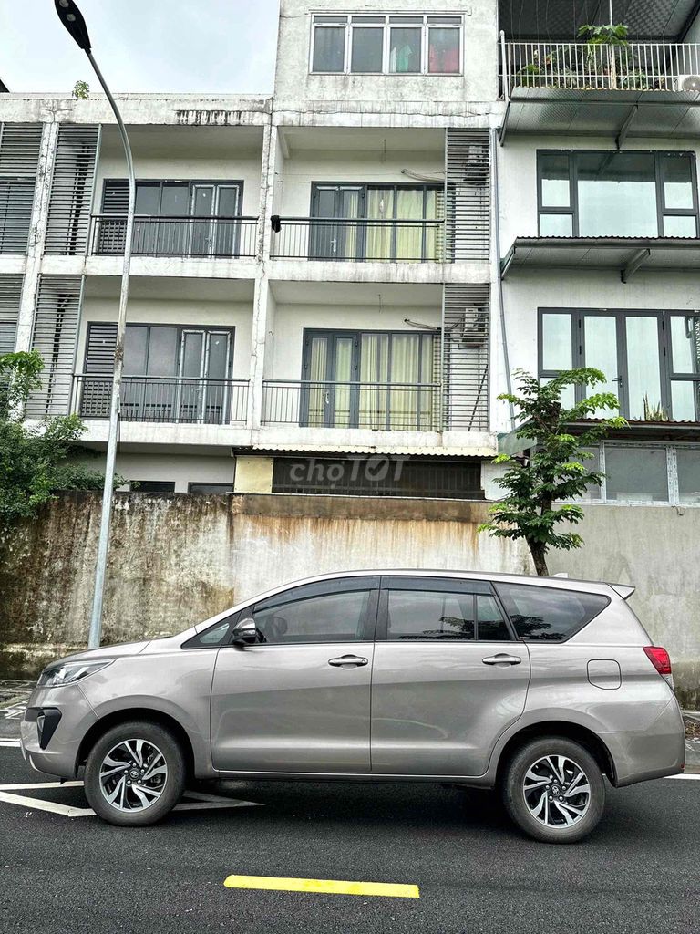 Медный номер пола Toyota Innova 2.0E sx 2022 30/5 x