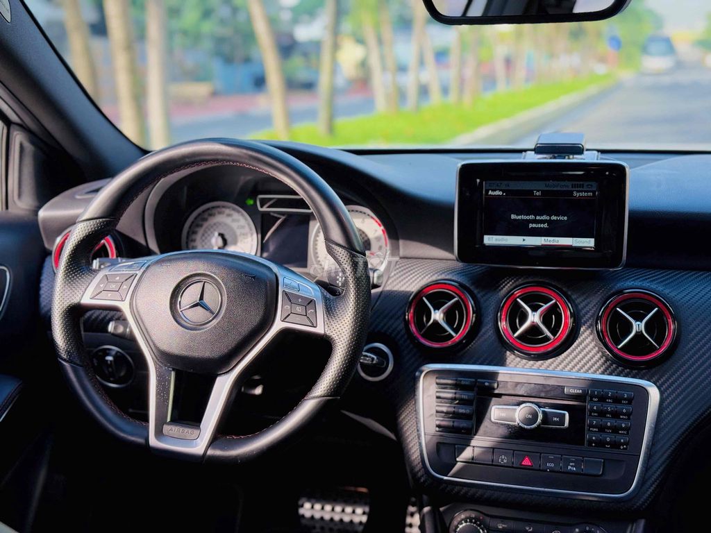 Mercedes Benz A Class 2015 250 AMG - 55000 km. Mua bán Ô tô tại Quận 8 Tp Hồ Chí Minh được đăng bởi Auto Thịnh Nguyễn  hình 12