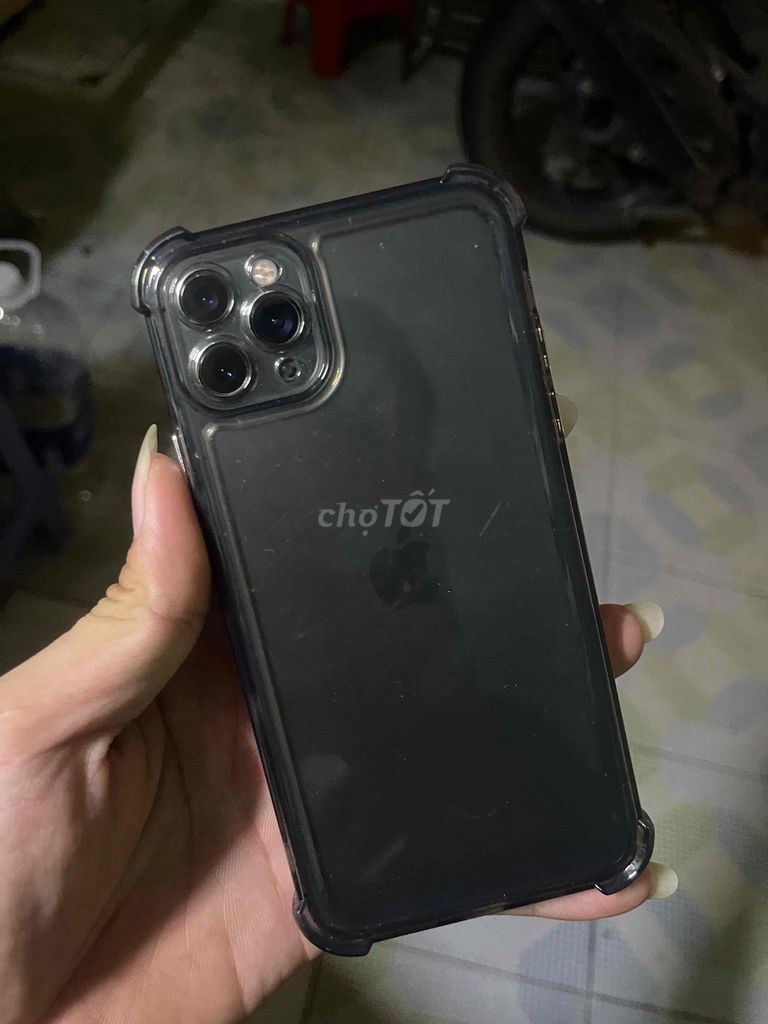 Apple iPhone 11 Pro Max 64GB Đen Đã sử dụng. Mua bán Điện thoại tại Quận Thanh Xuân Hà Nội được đăng bởi Nguyễn văn mạnh hình 1