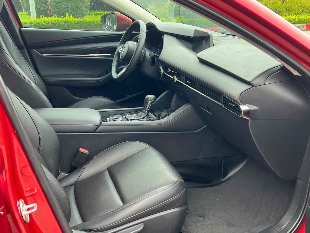 Mazda 3 2022 1.5L Luxury - 50000 km. Mua bán Ô tô tại Quận Long Biên Hà Nội được đăng bởi Le hao hình 11