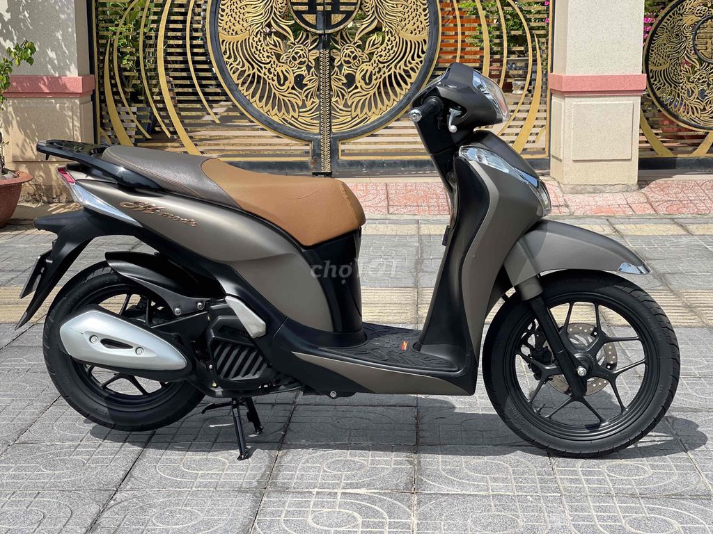 Bán xe Sh mode 2018 khoá Smarkey màu vàng cát cực. Mua bán Xe máy tại Thành phố Vũng Tàu Bà Rịa - Vũng Tàu được đăng bởi Bảo Gia hình 7