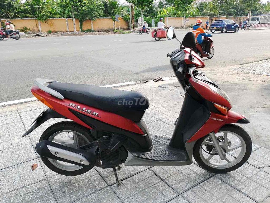 máy zin êm ru bs65 ngây chu. Mua bán Xe máy tại Quận Ninh Kiều Cần Thơ được đăng bởi đầy cửa hàng cầu hưng lợi nk cần thơ hình 2