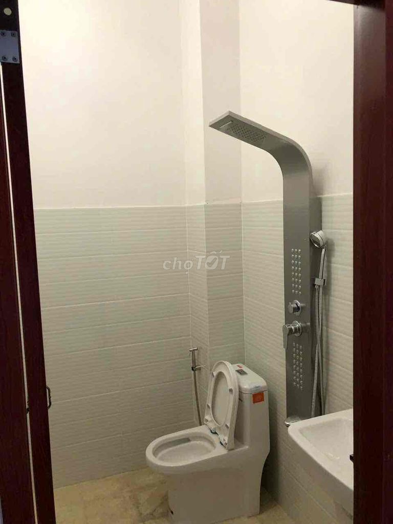 Nhà Hẻm Xe Hơi Thông Phường Tây Thạnh. Dt: 4x15m, đúc 2tấm, 3pn, 3wc.