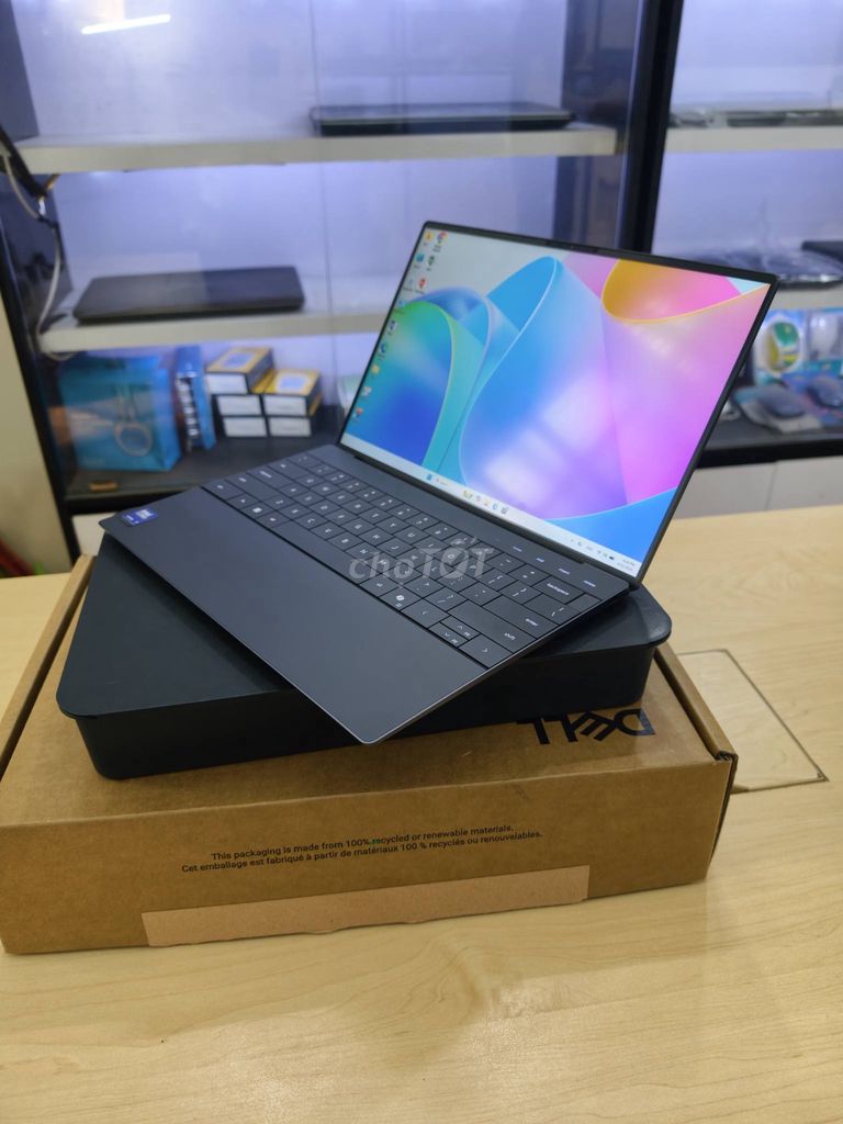 Dell XPS 13 9350 US - Ultra 7 16GB/512GB Fullbox. Mua bán Laptop tại Quận Thanh Xuân Hà Nội được đăng bởi Vũ Vân Hoàng hình 1