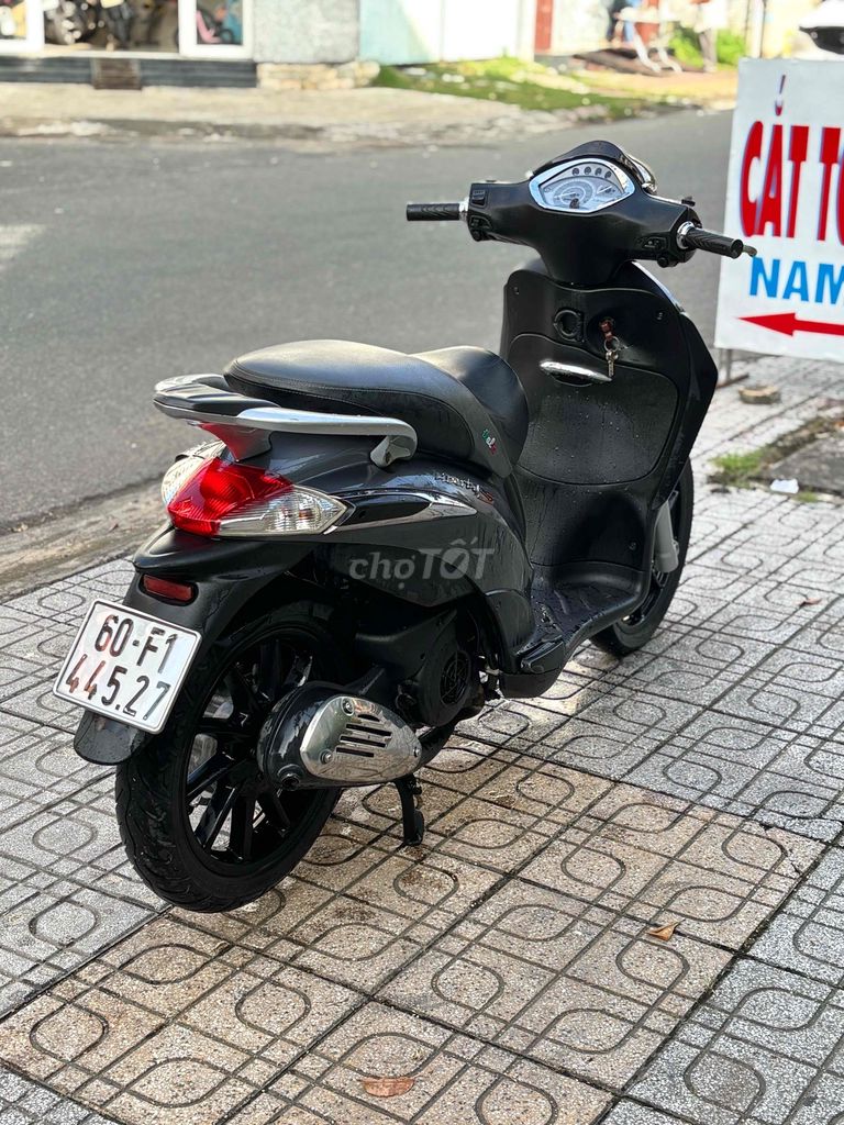 Piaggio Liberty V3 Fi Xám. Mua bán Xe máy tại Thành phố Biên Hòa Đồng Nai được đăng bởi Huy Trần hình 4