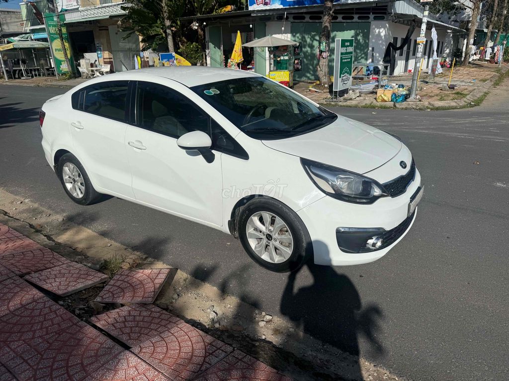 Kia Rio 2016  1.4 MT Sedan - 140000 km xe 1 chủ. Mua bán Ô tô tại Quận Cái Răng Cần Thơ được đăng bởi mua bán trao đổi âm thanh chí công hình 2