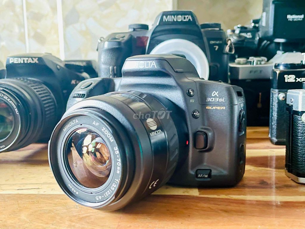 Máy ảnh film Minolta 303si super Đen Likenew. Mua bán Máy ảnh, Máy quay tại Quận 3 Tp Hồ Chí Minh được đăng bởi Nguyễn Hoàng Quân hình 1