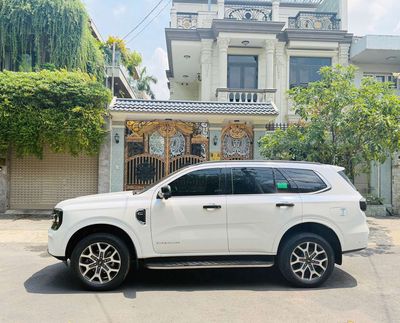 BÁN GẤP⛔️ Ford Everest 2 Cầu, Còn Bảo Hành Hãng