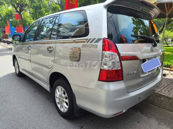 Innova MT sản xuất 2014. Mua bán Ô tô tại Quận 8 Tp Hồ Chí Minh được đăng bởi VUONG  hình 3