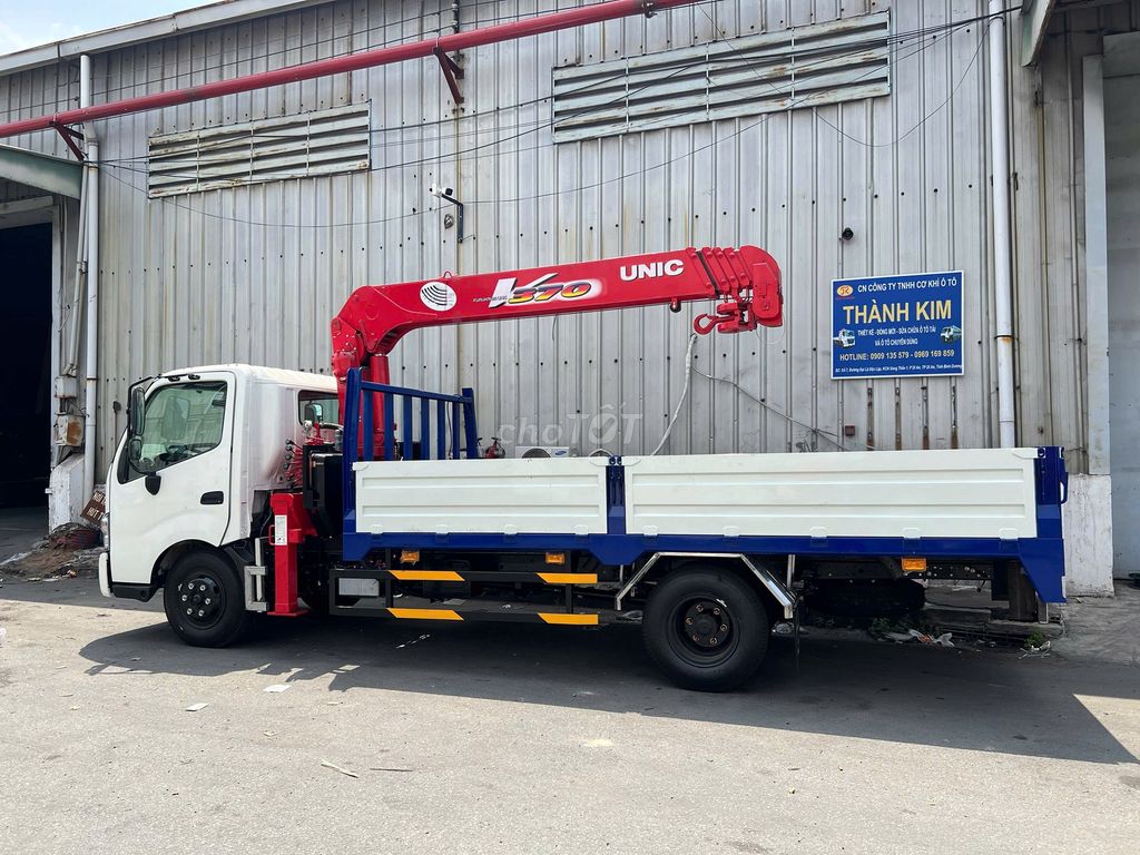 Xe Cẩu 2,4 tấn HINO Thùng 4,5m Unic URV370, 5 khúc. Mua bán Xe tải, xe ben tại Thành phố Bà Rịa Bà Rịa - Vũng Tàu được đăng bởi Mr. An hình 4